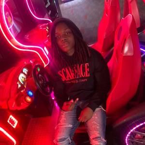 Meet your Posher, Amir